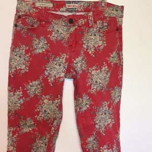 Skinny red floral jeans size 9